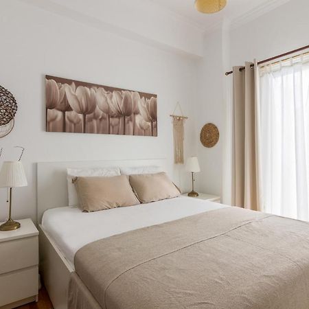 Classic And Modern Apartment In أثينا المظهر الخارجي الصورة